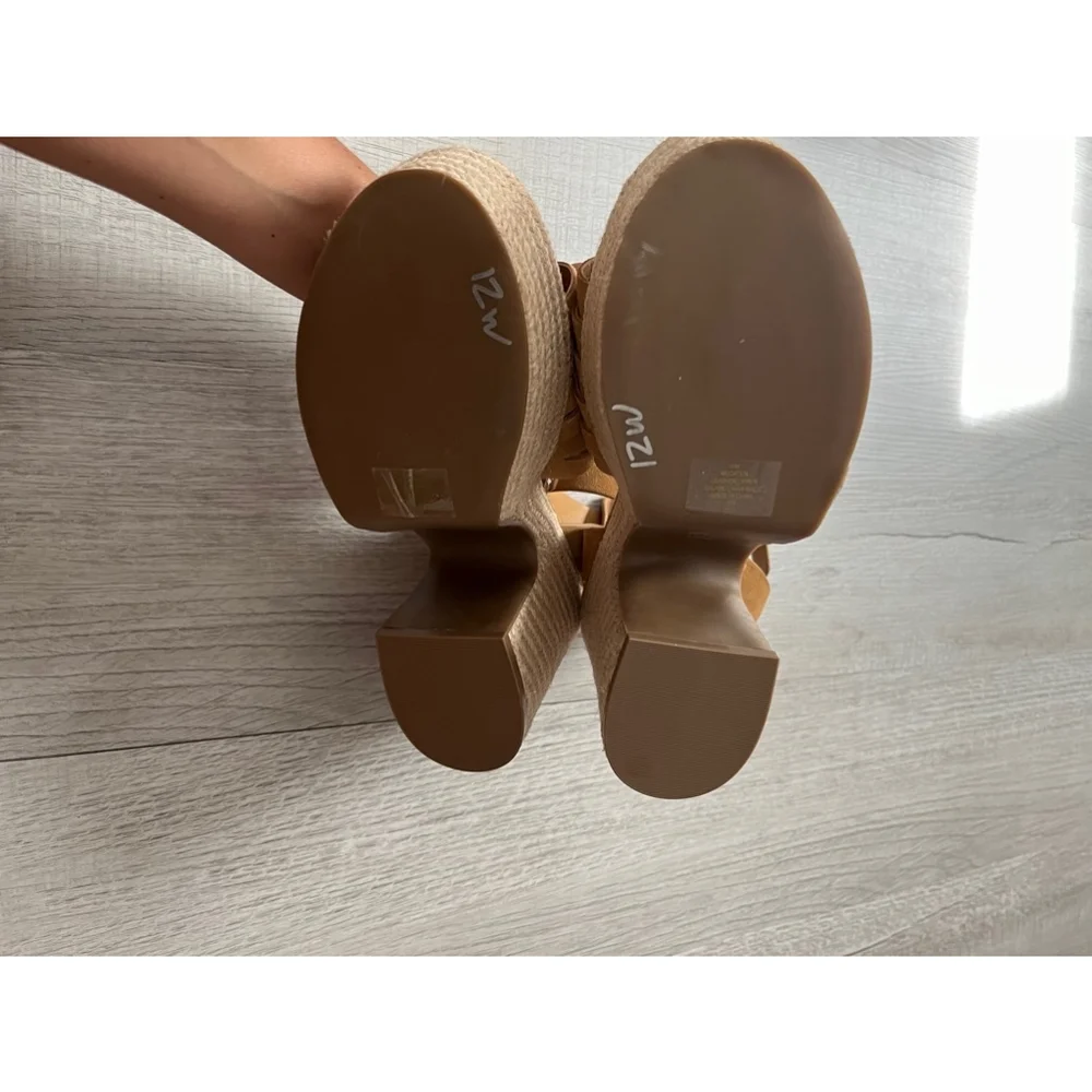 Marc Fisher Oaten NWOT espadrille platform sandals size 10